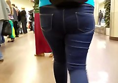 Fatty ass in the subway