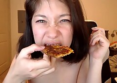 Can Eating Pizza be Sexy?